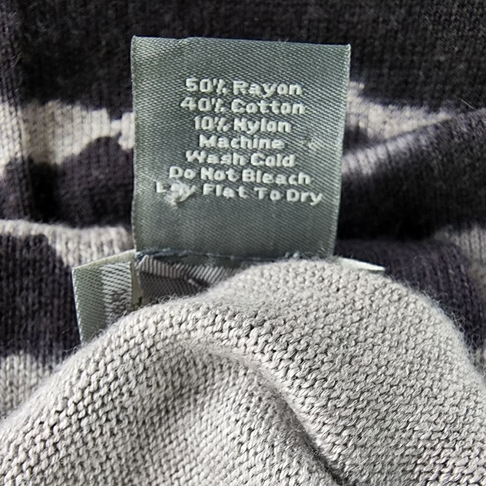 ANN TAYLOR WOMEN'S SHORT SLEEVE SCOOP NECK TOP GRAY AND BLACK SIZE SMALL - Picture 6 of 6